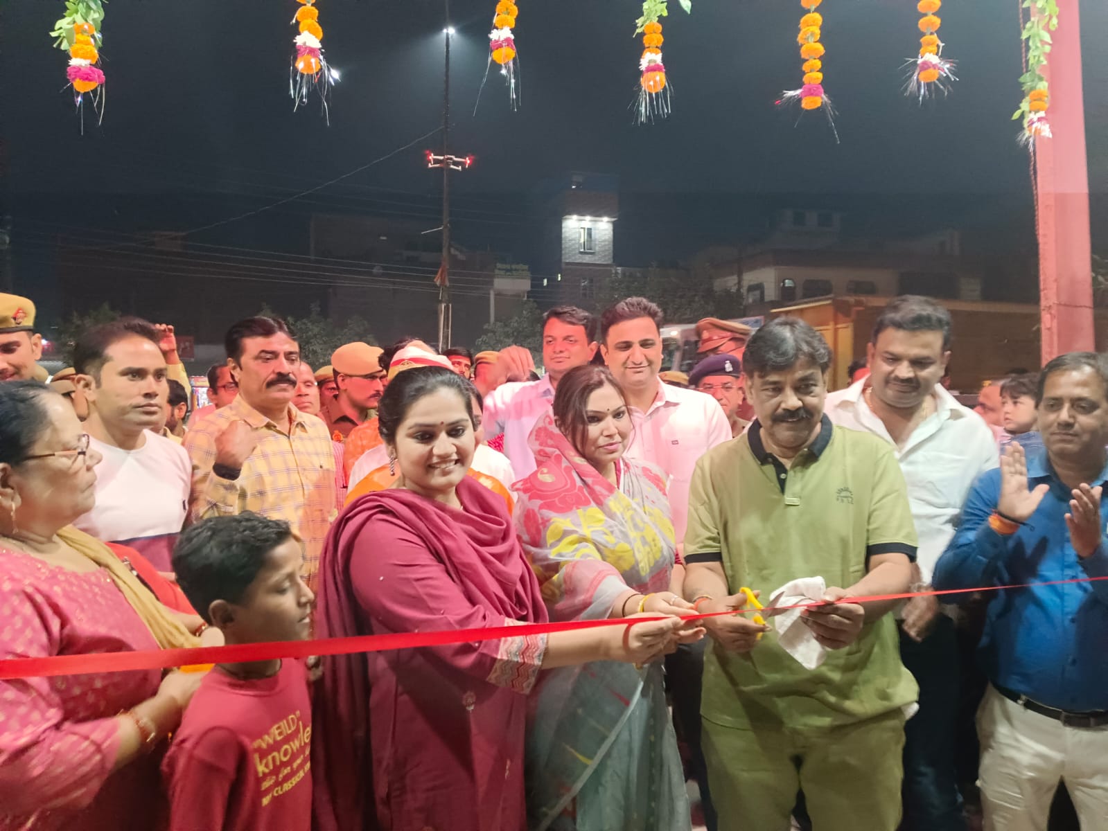 652574bb-cc33-4ad8-b910-f36e910e98ea