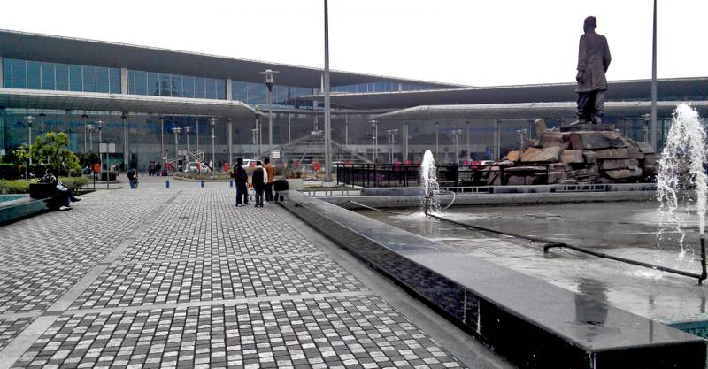 airport2-1920x1000-1-1
