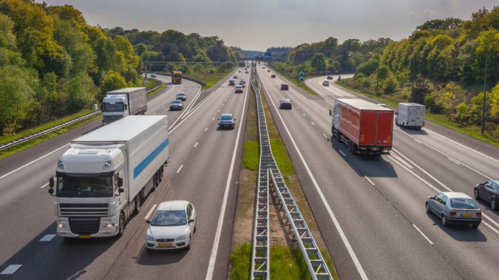 Agra-Lucknow-Expressway