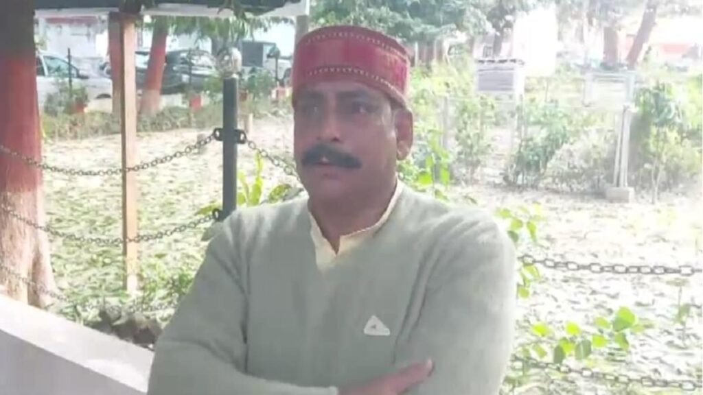 6963da0b32f1e-photo-screengrab-111237723-16x9