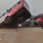 पद्मा नदी में दर्दनाक हादसा: सवारियों से भरी बस नदी में गिरी, 23 की मौत