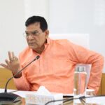 ऊर्जा मंत्री का सख्त एक्शन: बाराबंकी में XEN हटे, JE-SDO सस्पेंड, लाइनमैन बर्खास्त