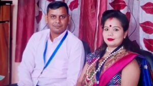 6a5ae809dd525-meerut-wife-conspired-lover-to-murder-husband-bitten-with-snake-184212383-16x9