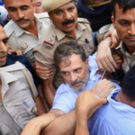 पीएम आवास की ओर मार्च करते हुए राहुल गांधी और प्रियंका गांधी, पुलिस ने रोका