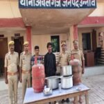 उन्नाव: प्राथमिक विद्यालय में चोरी का खुलासा, दो आरोपी गिरफ्तार